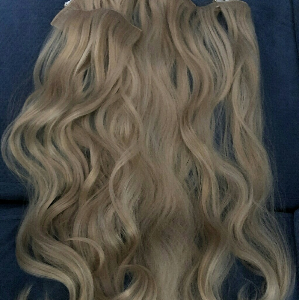 Blonde clip extensions